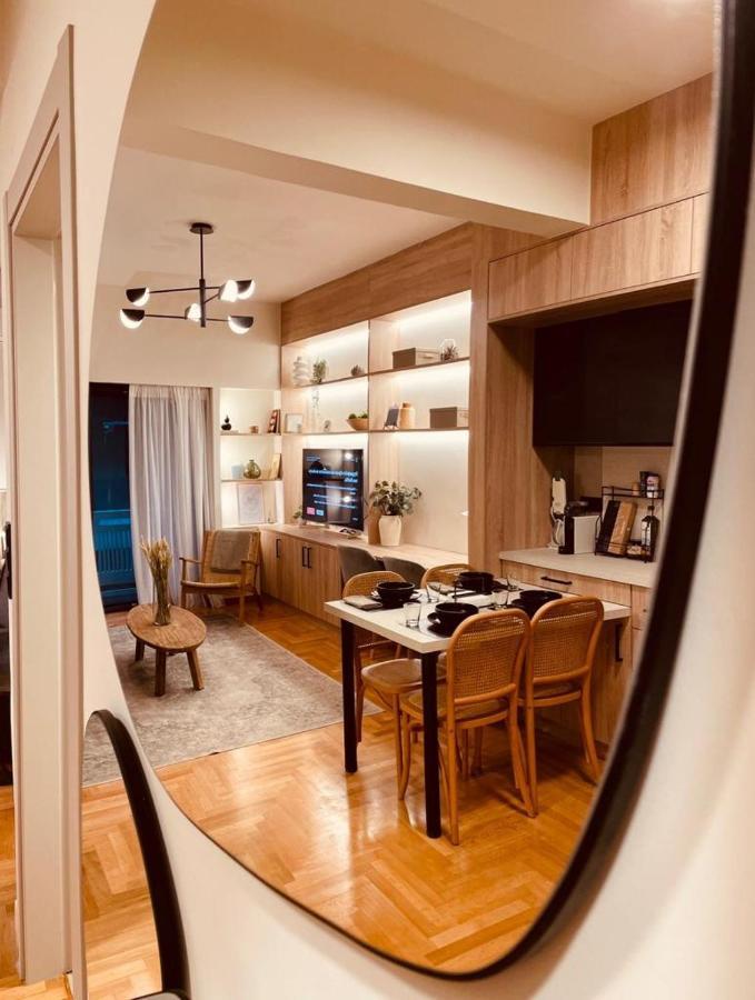 2 Bedroom Apt - Live Like A Local In Kolonaki Atenas Exterior foto