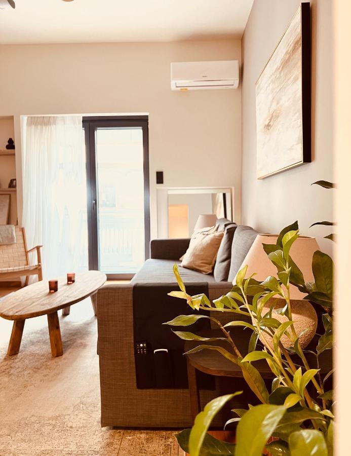 2 Bedroom Apt - Live Like A Local In Kolonaki Atenas Exterior foto