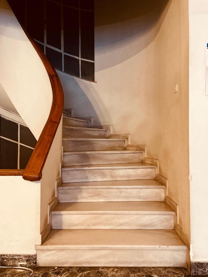 2 Bedroom Apt - Live Like A Local In Kolonaki Atenas Exterior foto